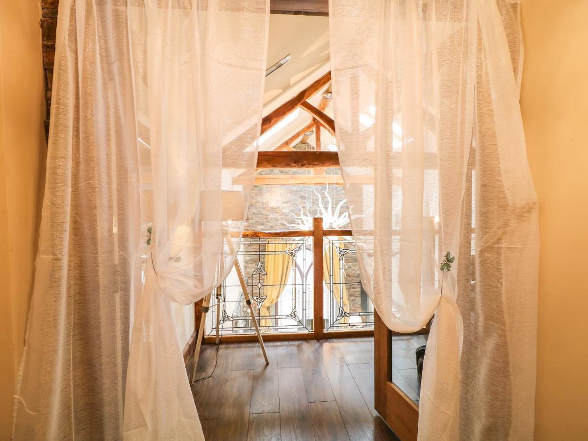 The Upper Room Баллимина Экстерьер фото